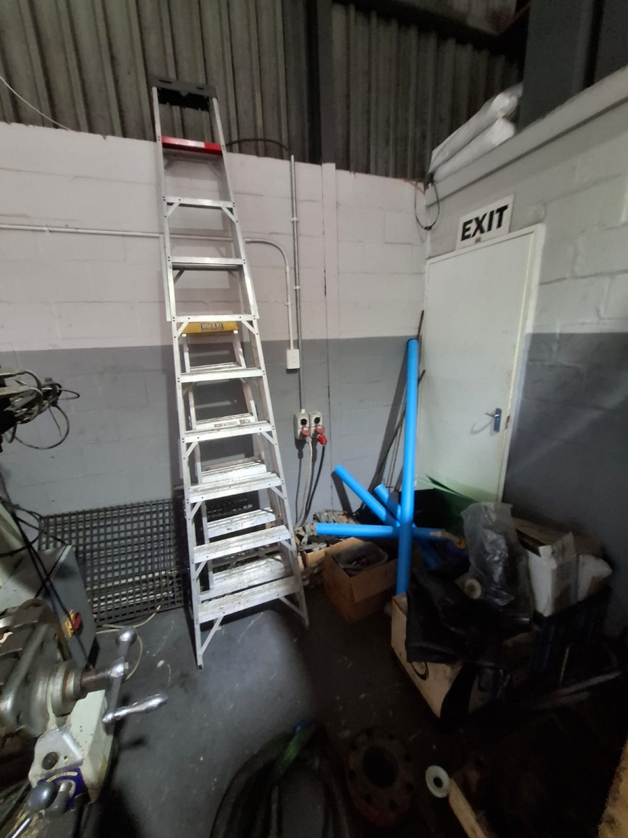 To Let Commercial Property for Rent in Stikland Industrial Western Cape